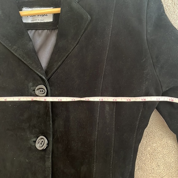 Real suede leather blazer jacket, brand new. Black colour. Size XS. Ital… - Picture 10 of 12